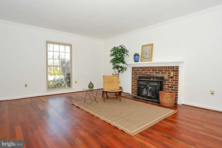 9101 Meadow Rue Lane Annandale, VA 22003 - Photo 11 of 21 Interior (General)