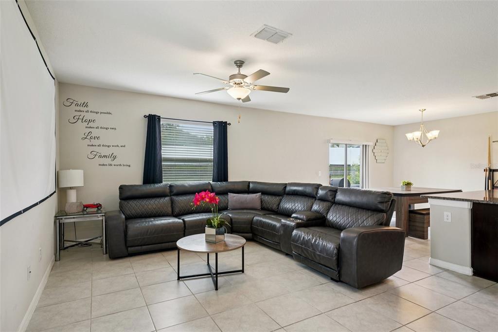 14460 English Lavender Drive Wimauma, FL 33598 - Photo 3 of 18