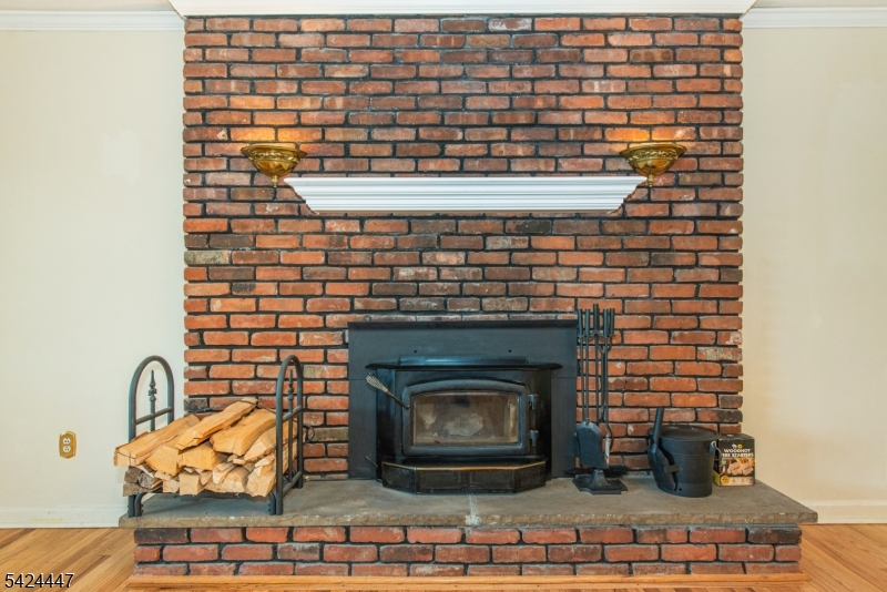 51 Pleasant Hill Road Succasunna, NJ 07876 - Photo 13 of 49