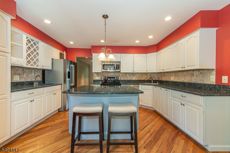 51 Pleasant Hill Road Succasunna, NJ 07876 - Photo 2 of 49