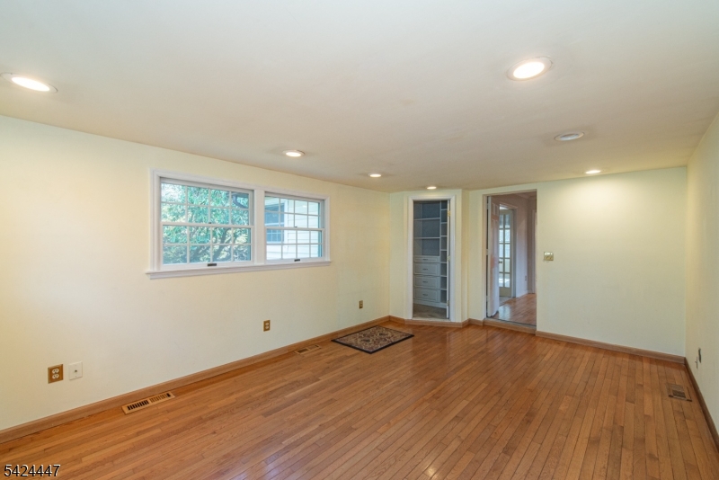 51 Pleasant Hill Road Succasunna, NJ 07876 - Photo 33 of 49