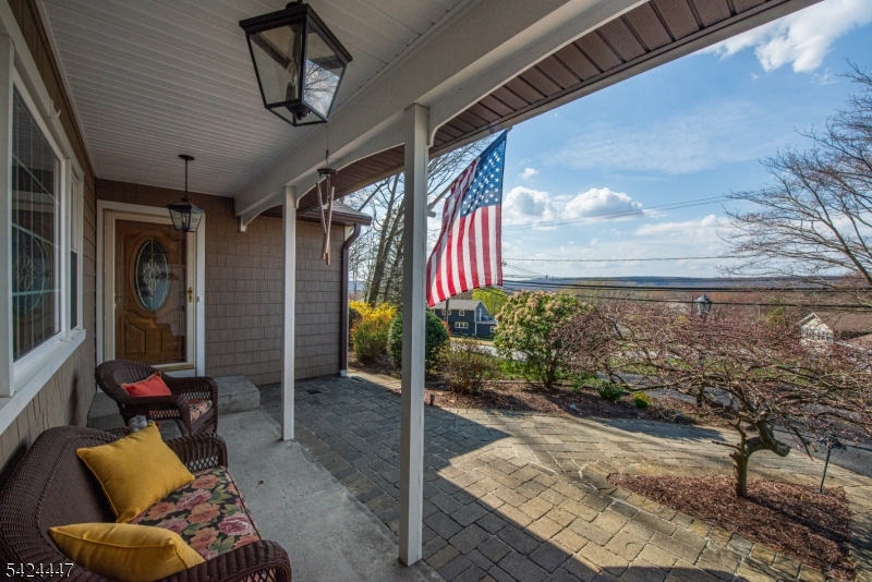 51 Pleasant Hill Road Succasunna, NJ 07876 - Photo 37 of 49