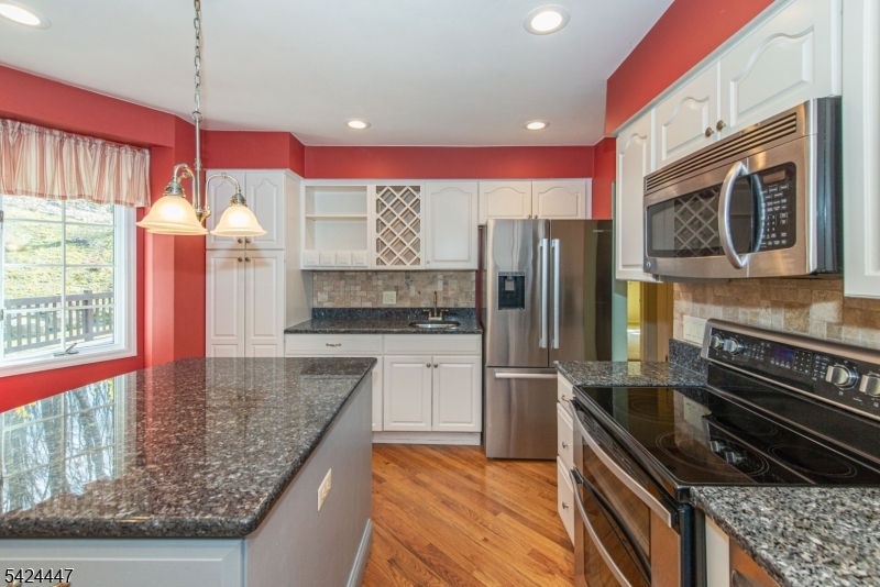 51 Pleasant Hill Road Succasunna, NJ 07876 - Photo 4 of 49