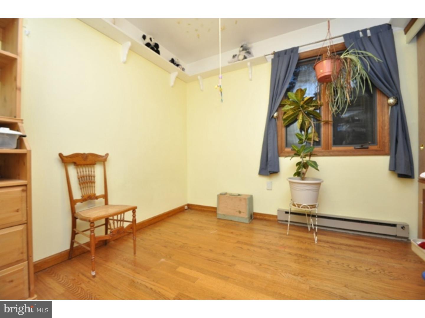 1542 Stoke Park Road Bethlehem, PA 18017 - Photo 11 of 24 Gallery Image 11