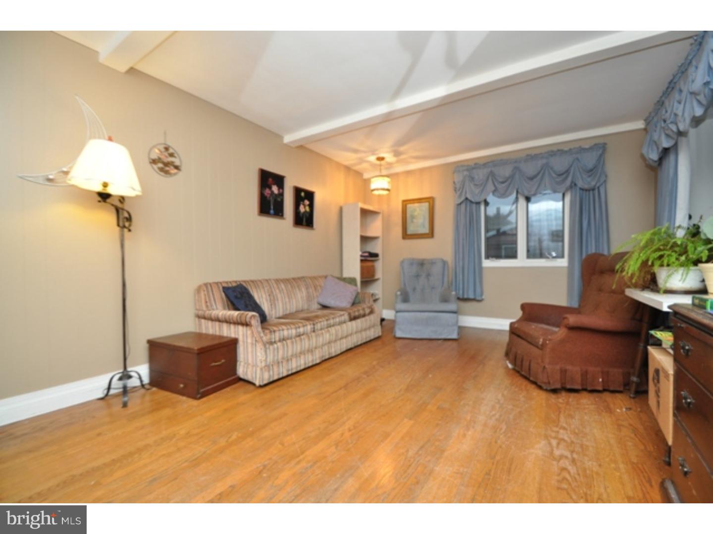 1542 Stoke Park Road Bethlehem, PA 18017 - Photo 3 of 24 Gallery Image 3