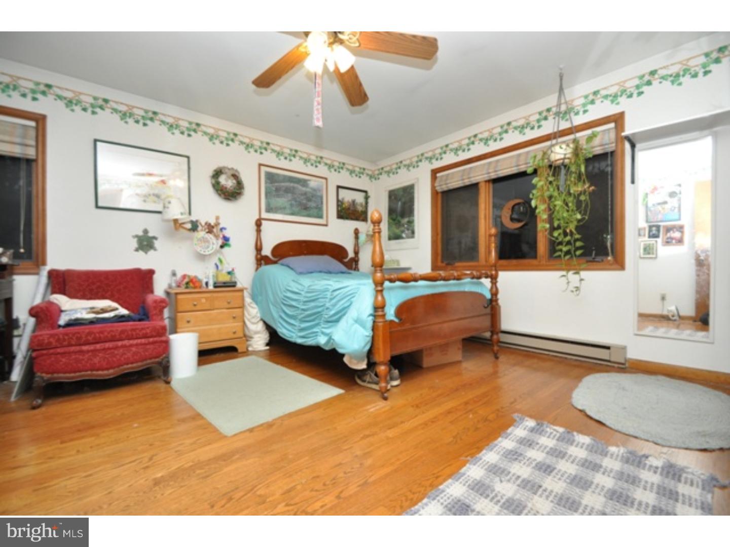 1542 Stoke Park Road Bethlehem, PA 18017 - Photo 10 of 24 Gallery Image 10