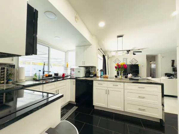 $499,000 | 230 Northeast 25th Street, Pompano Beach, FL 33064