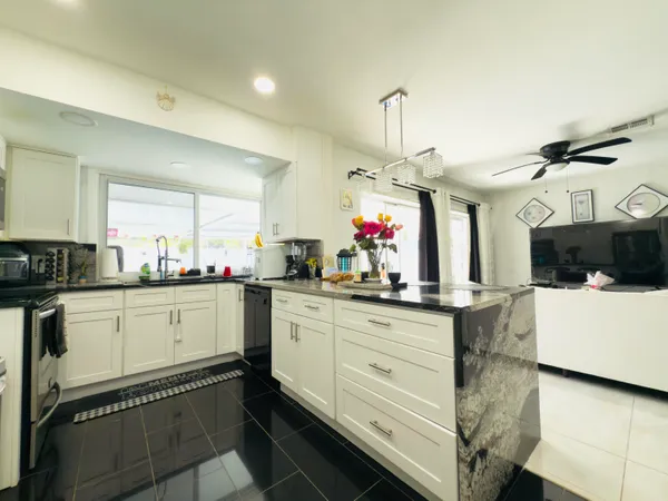 $499,000 | 230 Northeast 25th Street, Pompano Beach, FL 33064