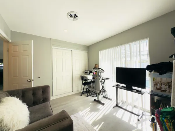 $499,000 | 230 Northeast 25th Street, Pompano Beach, FL 33064