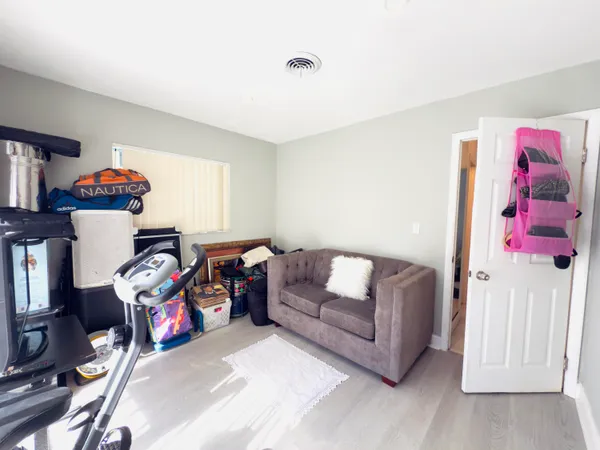 $499,000 | 230 Northeast 25th Street, Pompano Beach, FL 33064