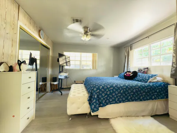 $499,000 | 230 Northeast 25th Street, Pompano Beach, FL 33064