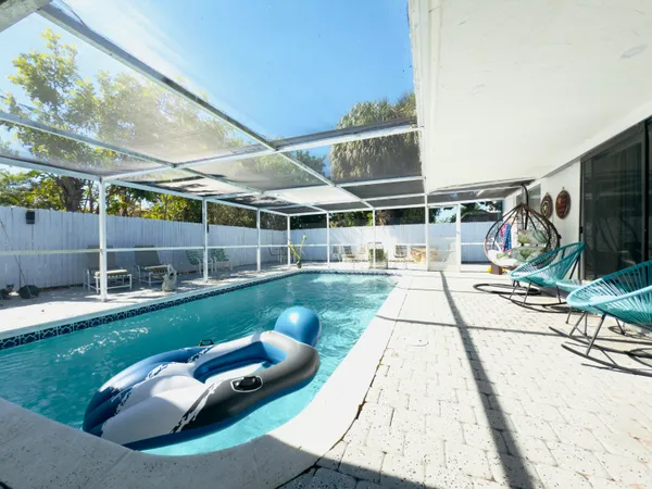 $499,000 | 230 Northeast 25th Street, Pompano Beach, FL 33064