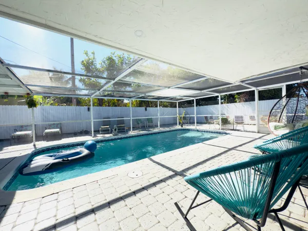 $499,000 | 230 Northeast 25th Street, Pompano Beach, FL 33064