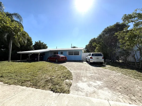 $499,000 | 230 Northeast 25th Street, Pompano Beach, FL 33064