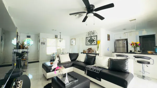 $499,000 | 230 Northeast 25th Street, Pompano Beach, FL 33064