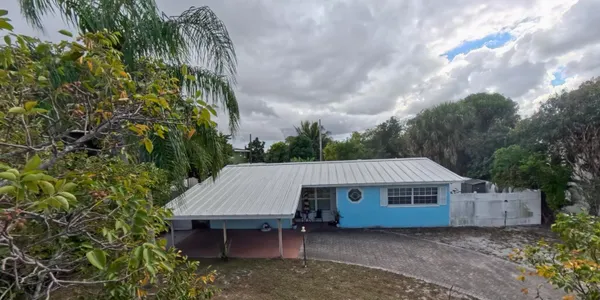 $499,000 | 230 Northeast 25th Street, Pompano Beach, FL 33064