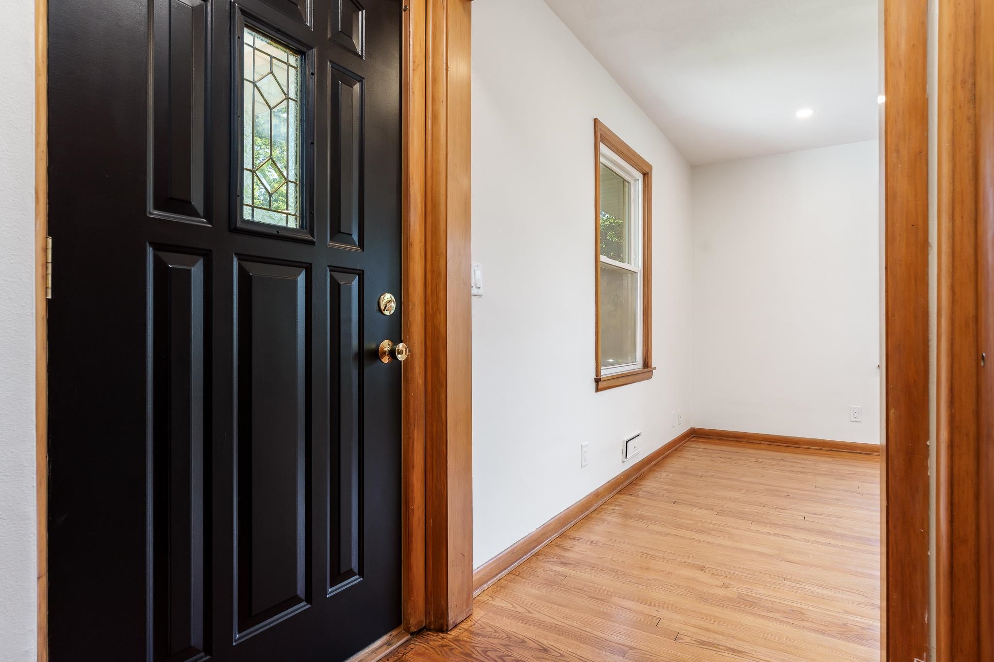 2323 Nebraska Road Rockford, IL 61108 - Photo 9 of 48