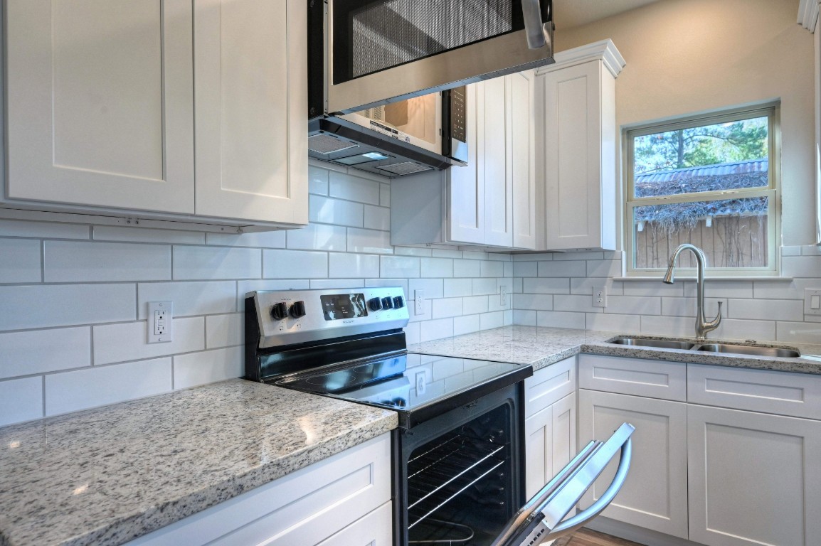 9638 Warm Spring Willis, TX 77378 - Photo 16 of 49