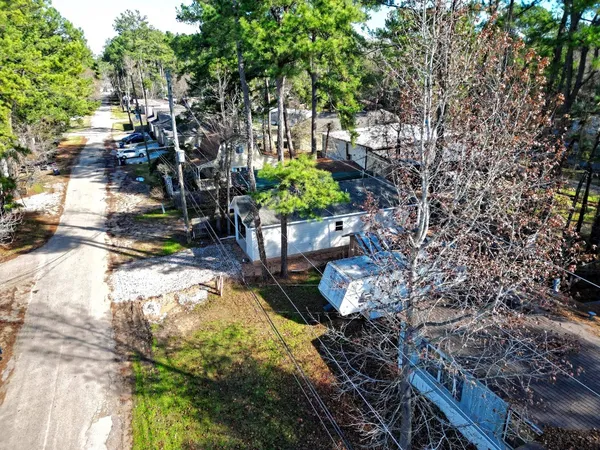 $1,050 | 9638 Warm Spring, Willis, TX 77378