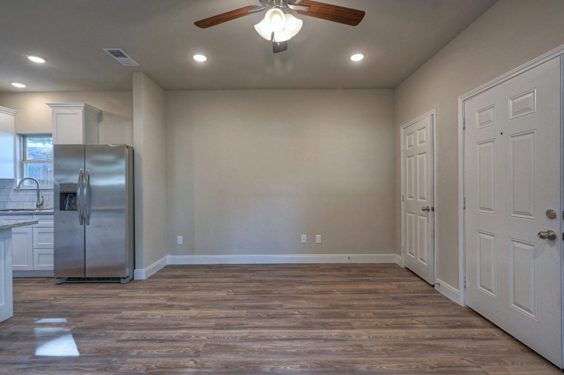 9638 Warm Spring Willis, TX 77378 - Photo 9 of 49