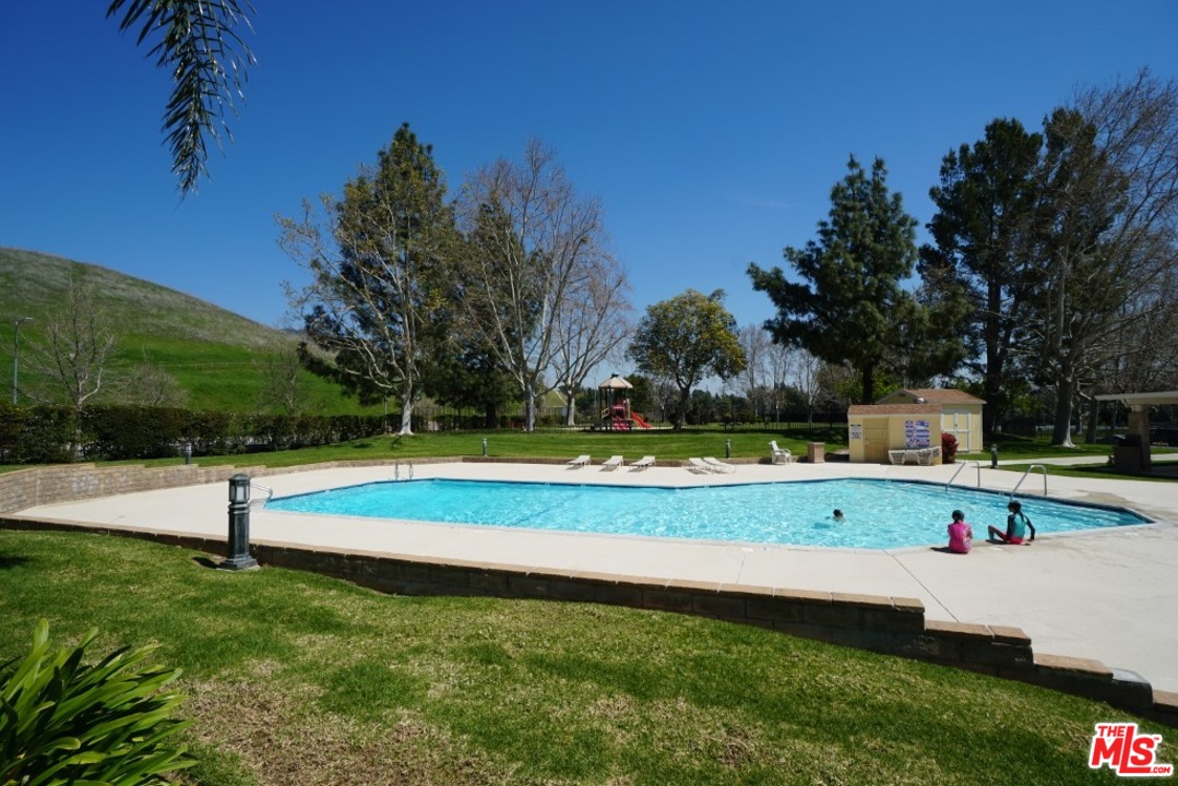 19757 Eagle Ridge Lane Porter Ranch, CA 91326 - Photo 29 of 34