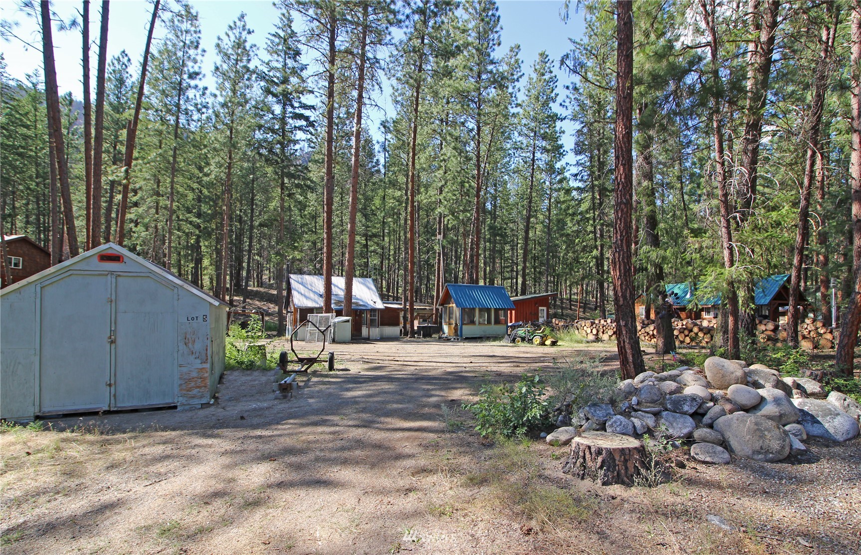5 Heaton Road Winthrop, WA 98862 - Photo 6 of 38 Gallery Image 6
