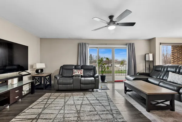 $289,000 | 15403 Catalina Drive, Orland Park, IL 60462