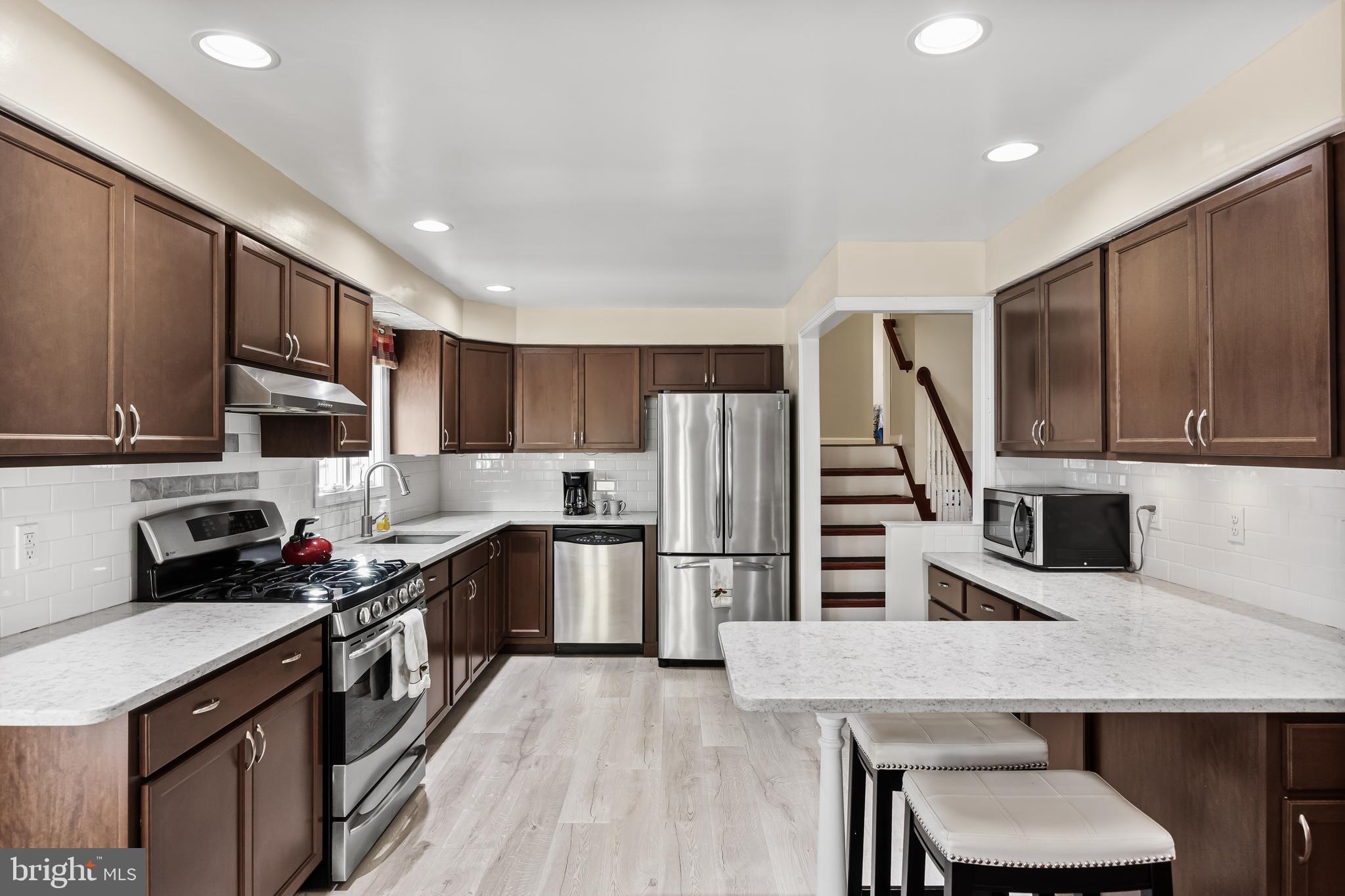 154 Fox Chase Drive Delran, NJ 08075 - Photo 4 of 12