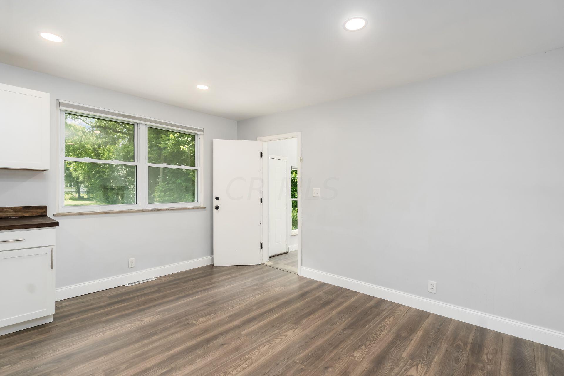 1459 South James Road Columbus, OH 43209 - Photo 19 of 43 026_S - 1459 S James Rd - 067