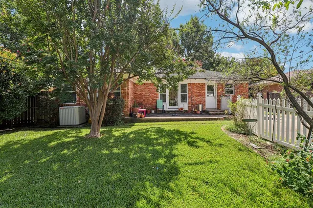 $600,000 | 6711 Vada Drive, Dallas, TX 75214