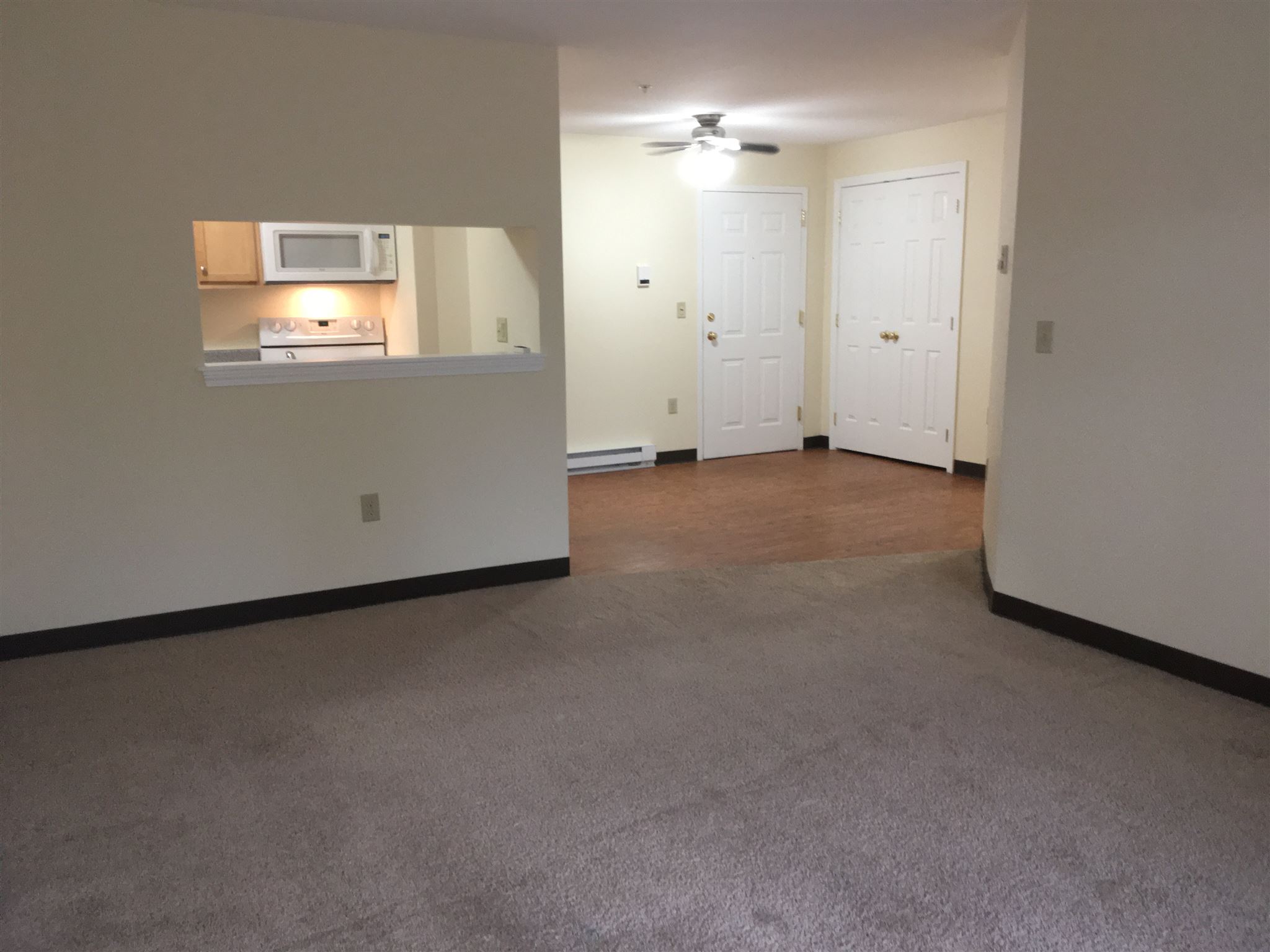 101 Eastern Avenue, Unit 303 Manchester, NH 03104 - Photo 22 of 40