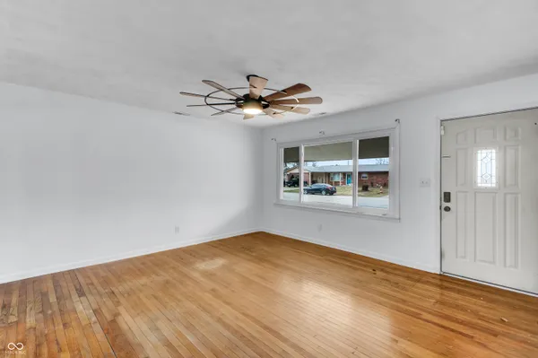 $159,900 | 213 Shull Drive, North Vernon, IN 47265