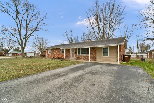 $159,900 | 213 Shull Drive, North Vernon, IN 47265