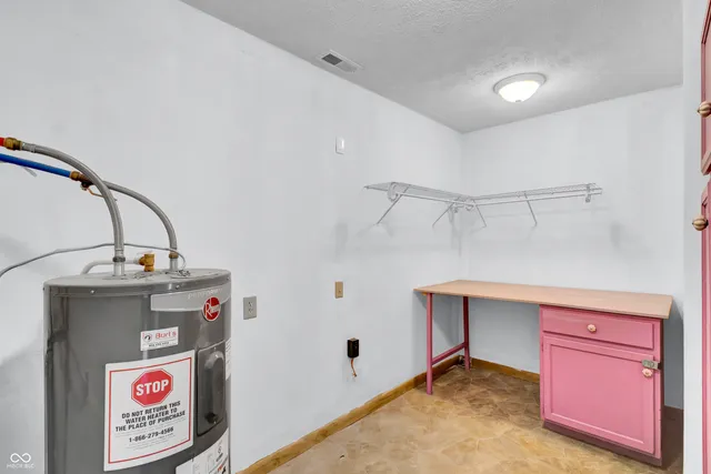 $169,900 | 213 Shull Drive, North Vernon, IN 47265