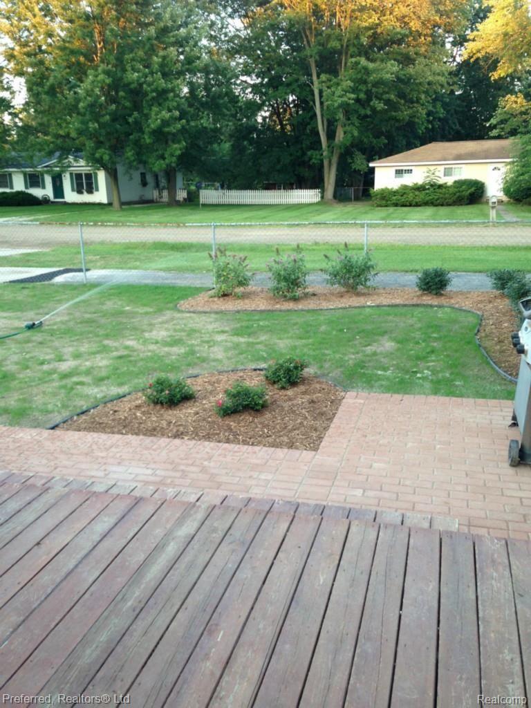 44064 Robson Road Belleville, MI 48111 - Photo 16 of 18 CgAAG1S8AIeECyYMAAAAAM1hCQk807.jpg