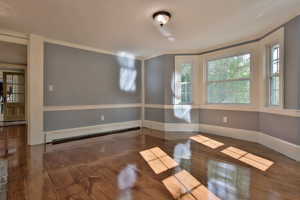 619 Main Street Boxford, MA 01921 - Photo 4 of 29