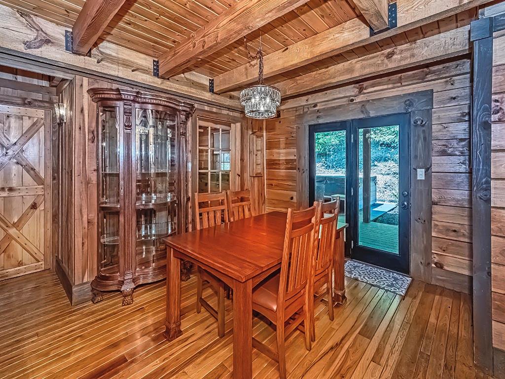 210 Edgewater Drive Monaca, PA 15061 - Photo 24 of 47 a outdoor space with a large window