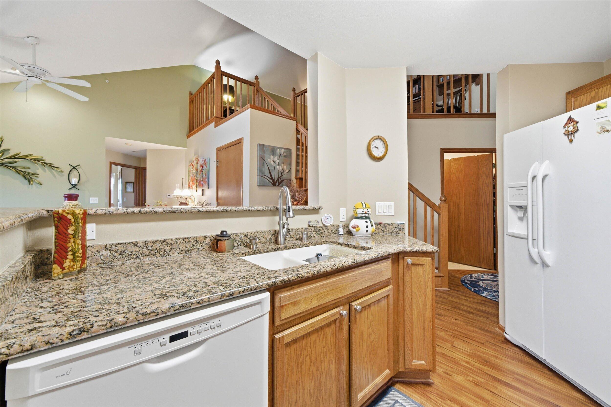 3903 Heather Valley Road, Unit 212 Sheboygan, WI 53083 - Photo 12 of 35 Kitchen