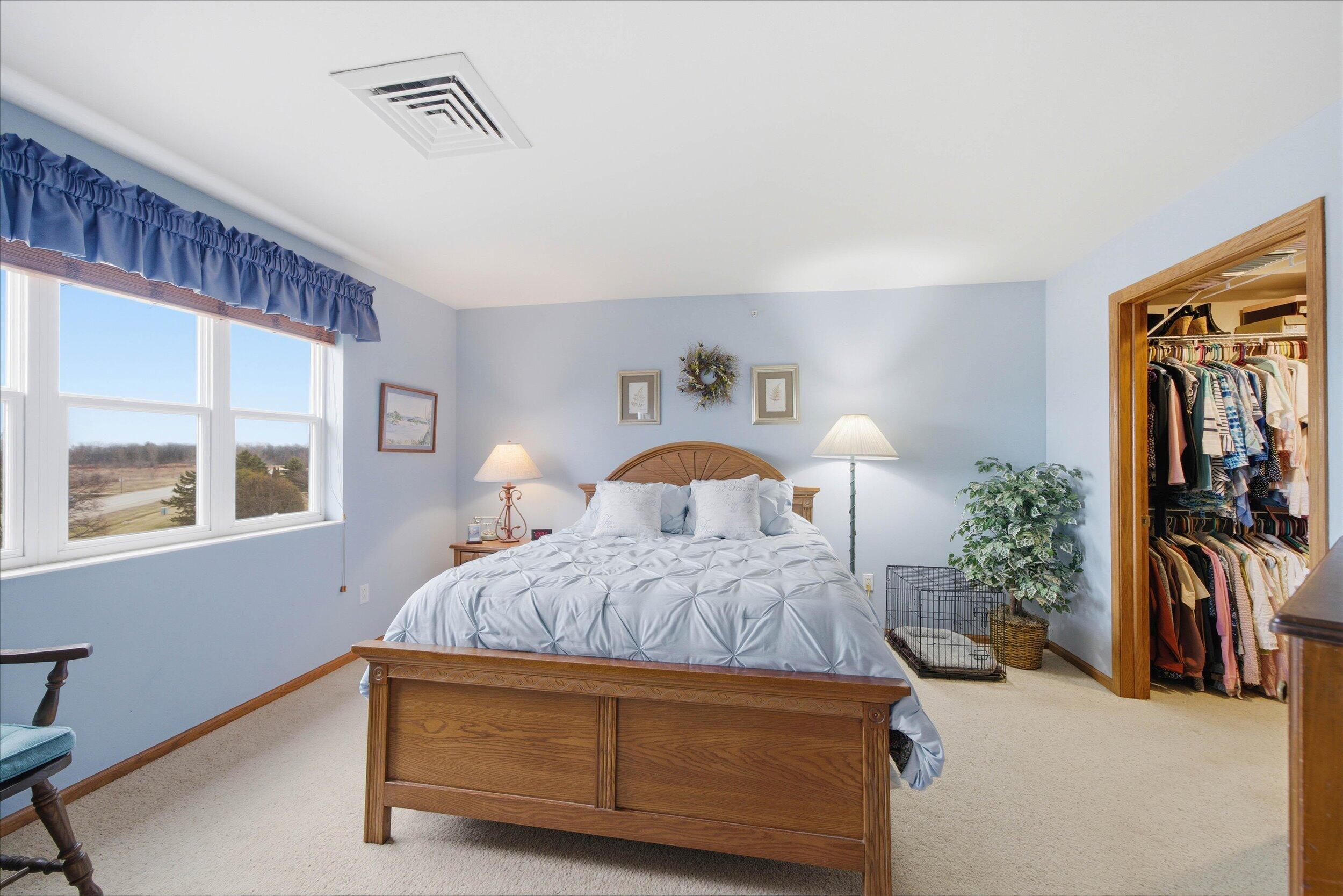 3903 Heather Valley Road, Unit 212 Sheboygan, WI 53083 - Photo 19 of 35 MBR