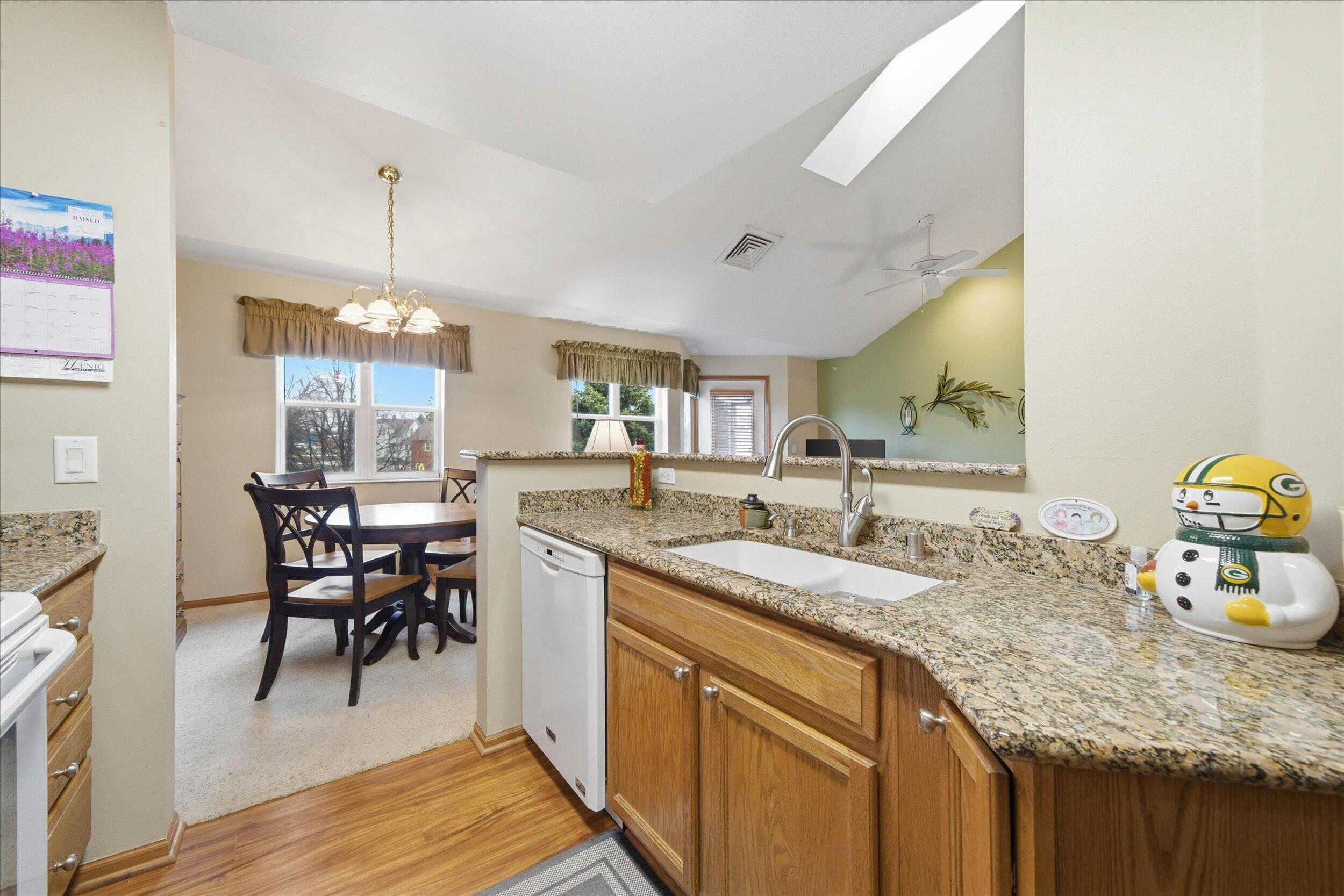 3903 Heather Valley Road, Unit 212 Sheboygan, WI 53083 - Photo 2 of 35 Kitchen