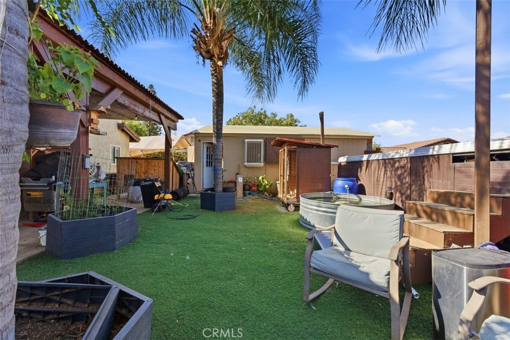 847 South Arrowhead Avenue Rialto, CA 92376 - Photo 22 of 30 Photo has been edited to remove personal items