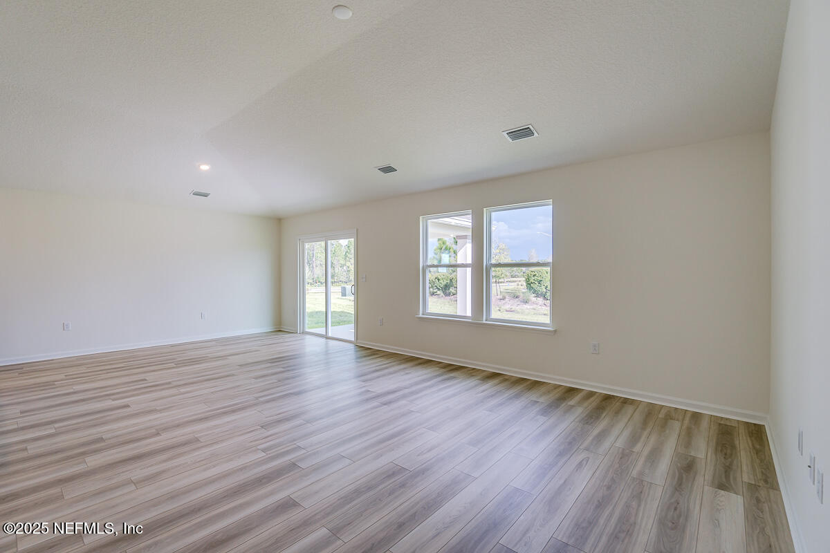 11118 Spring Meadows Road Jacksonville, FL 32222 - Photo 8 of 24 8