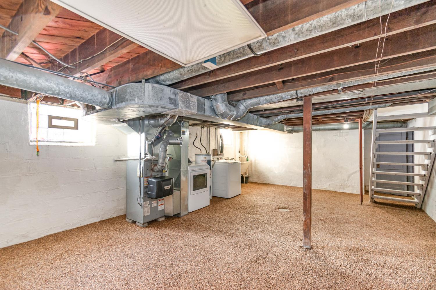 3376 Kleeman Road Cincinnati, OH 45211 - Photo 13 of 16 Gallery Image 13