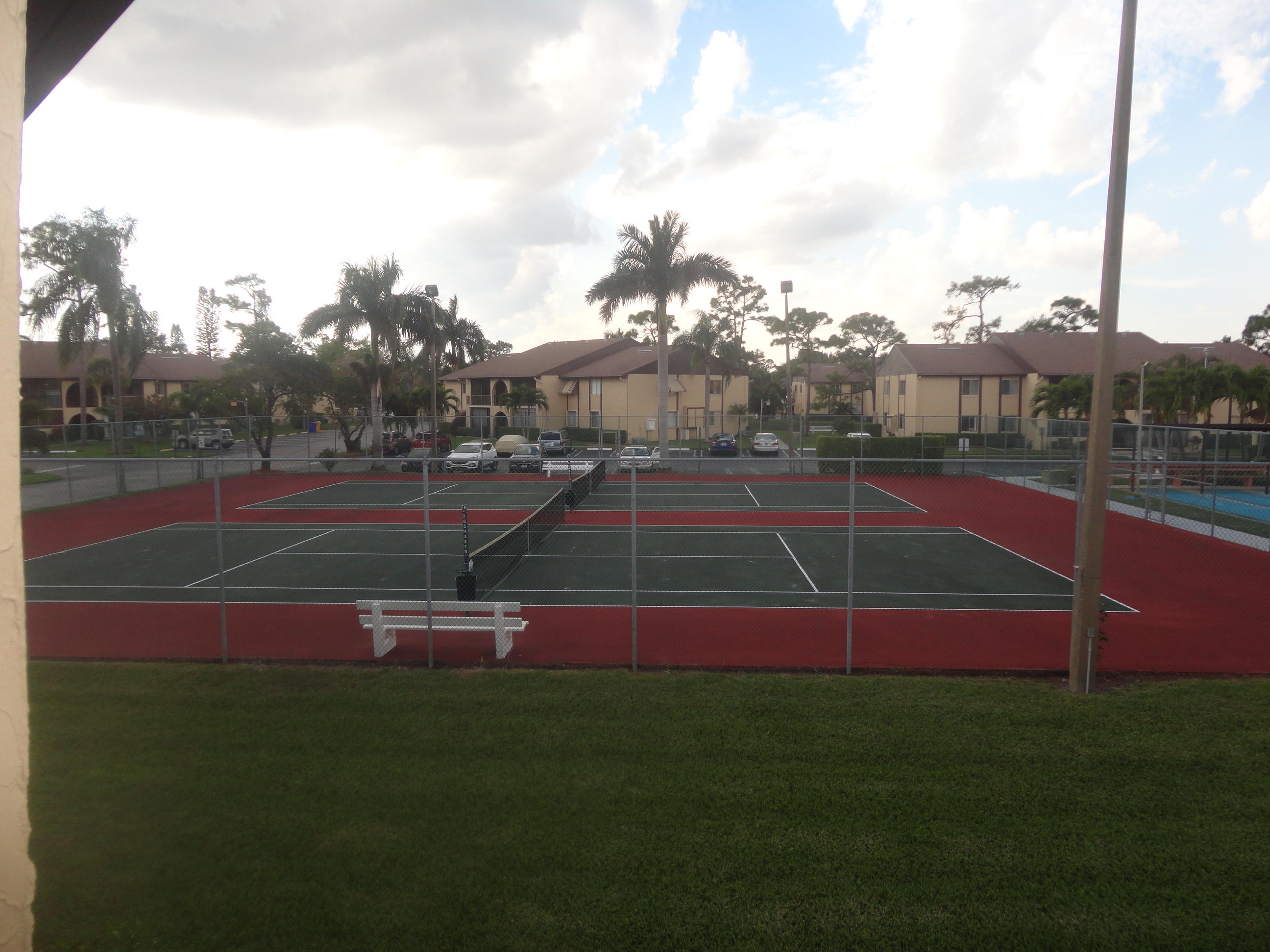 337 Pine Ridge Circle, Unit B2 Greenacres, FL 33463 - Photo 4 of 28 DSC08028