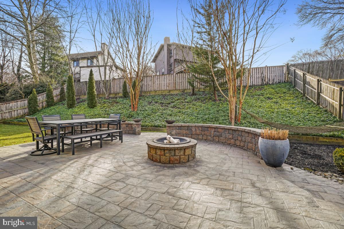 9132 Tulip Grove Road Gaithersburg, MD 20879 - Photo 49 of 57 Rear Patio
