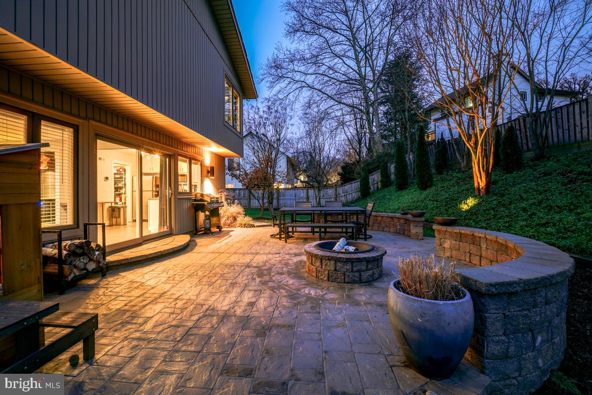 9132 Tulip Grove Road Gaithersburg, MD 20879 - Photo 53 of 57 Rear Patio
