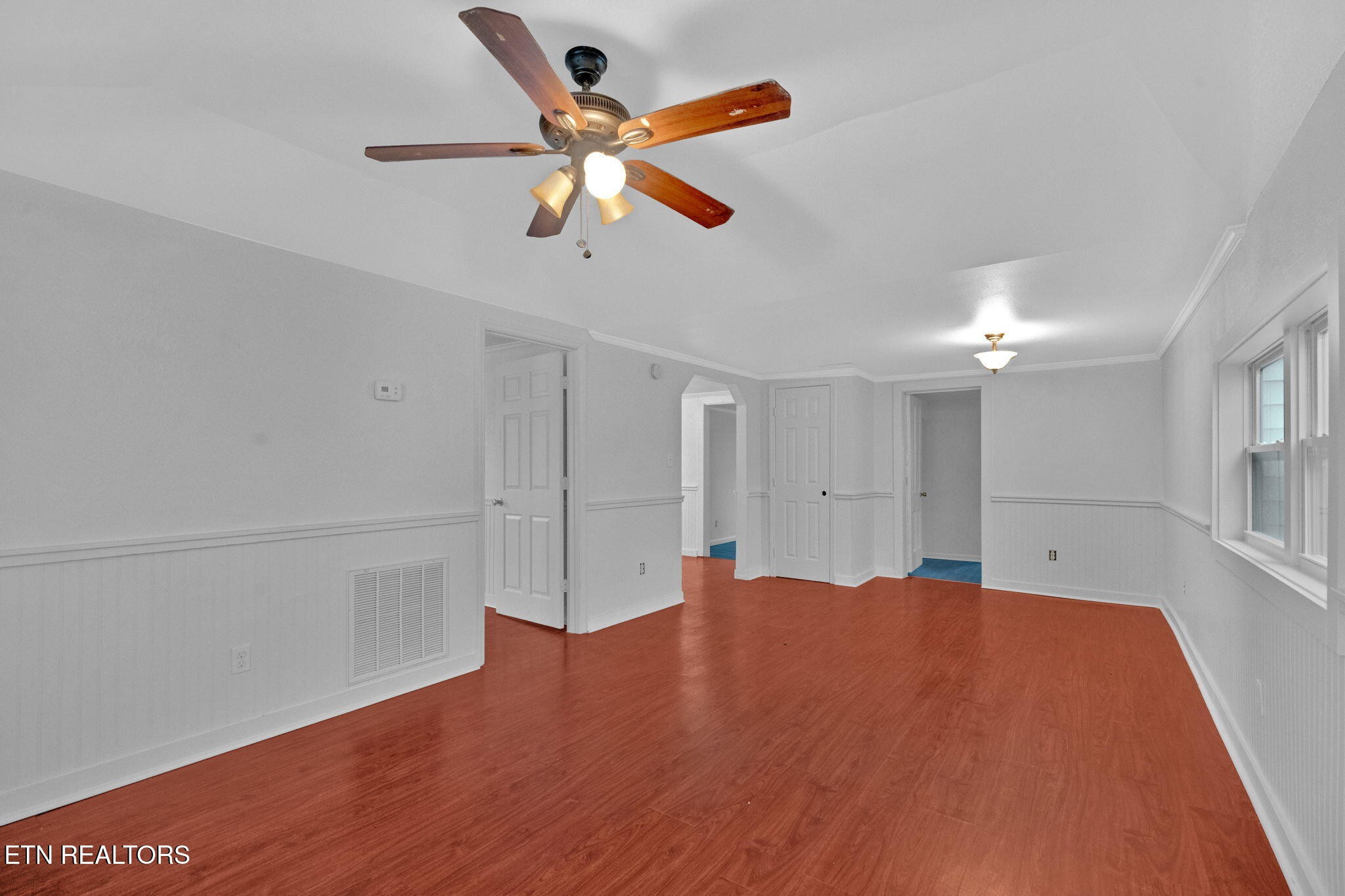 514 Hendrickson Street Clinton, TN 37716 - Photo 2 of 22 Gallery Image 2