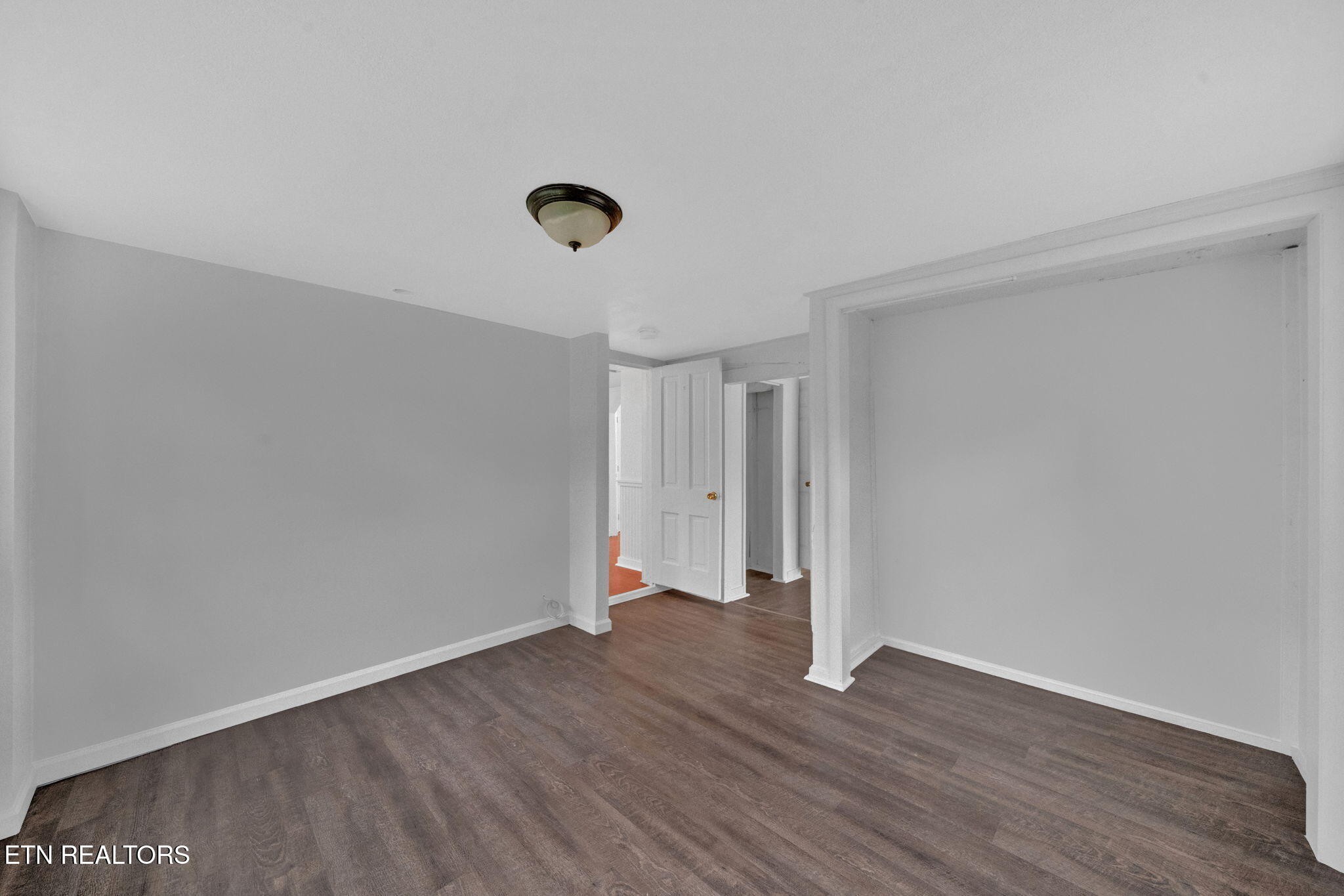 514 Hendrickson Street Clinton, TN 37716 - Photo 7 of 22 Gallery Image 7