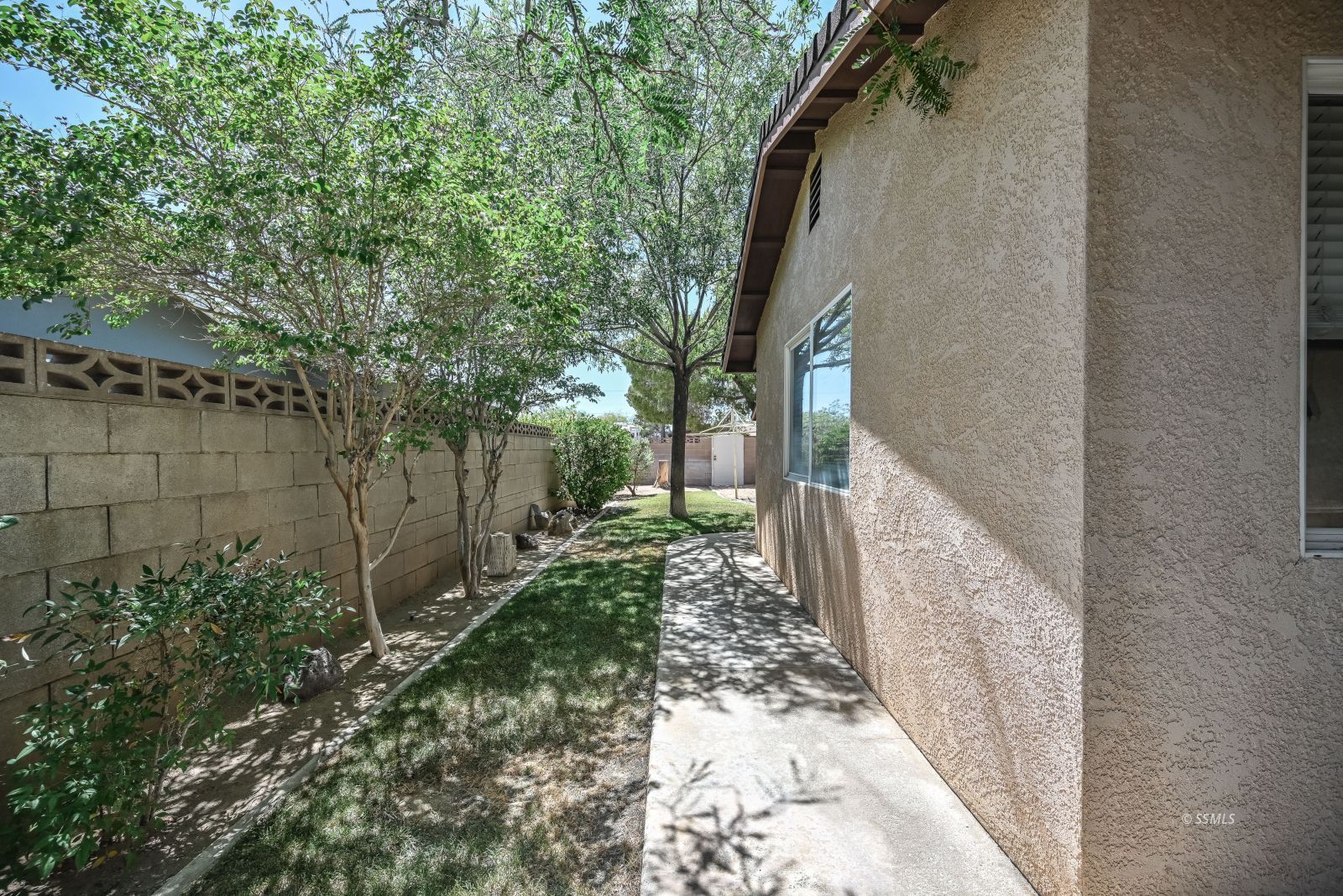 400 Karin Street Ridgecrest, CA 93555 - Photo 27 of 34