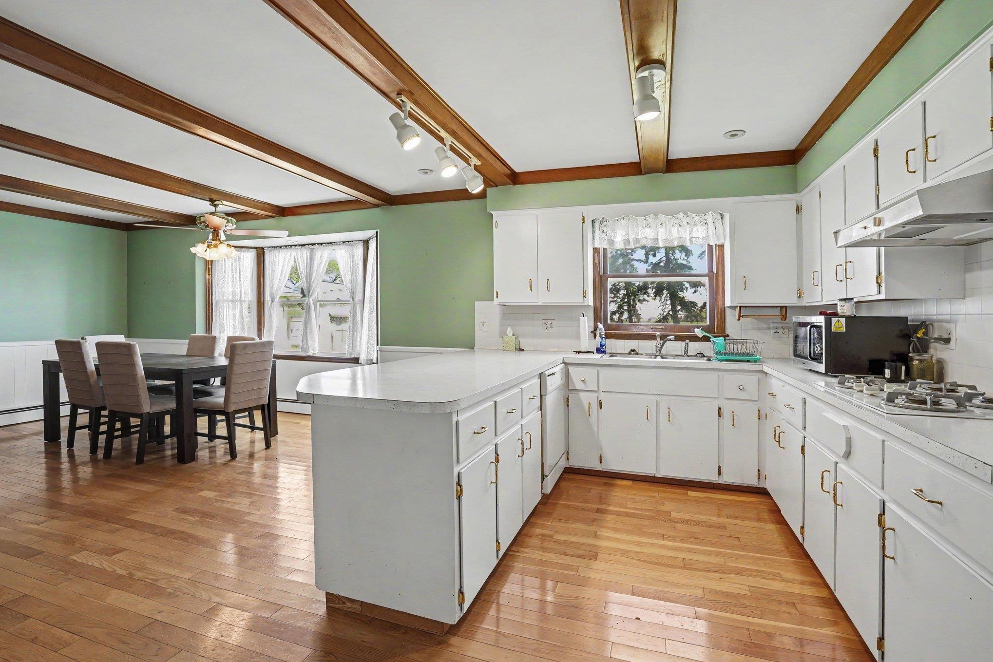 4925 West Freeland Road Saginaw, MI 48604 - Photo 10 of 32